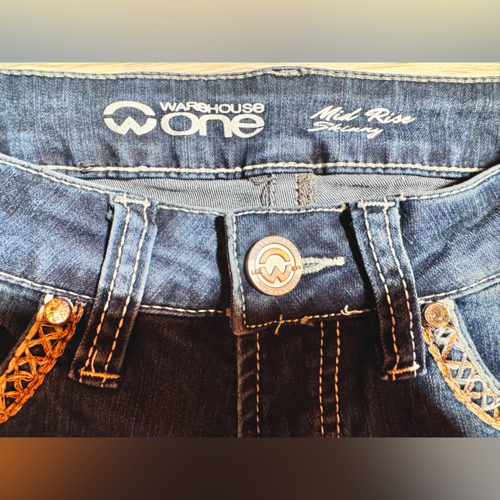 Warehouse One Mid Rise Capris -Size 27 - Picture 12 of 12